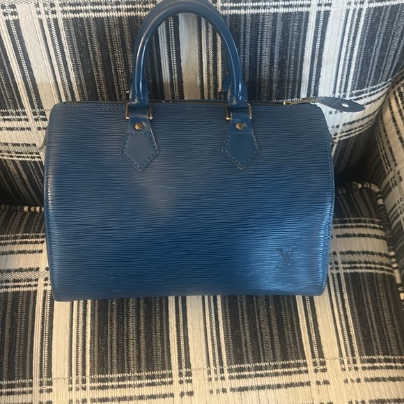 Louis Vuitton Epi Speedy 25 - Picture 7 of 17
